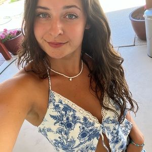 Meet your Posher, Abigale